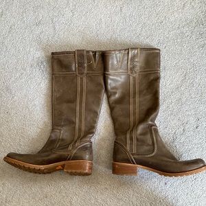 Timberland women’s leather boots, size 10
